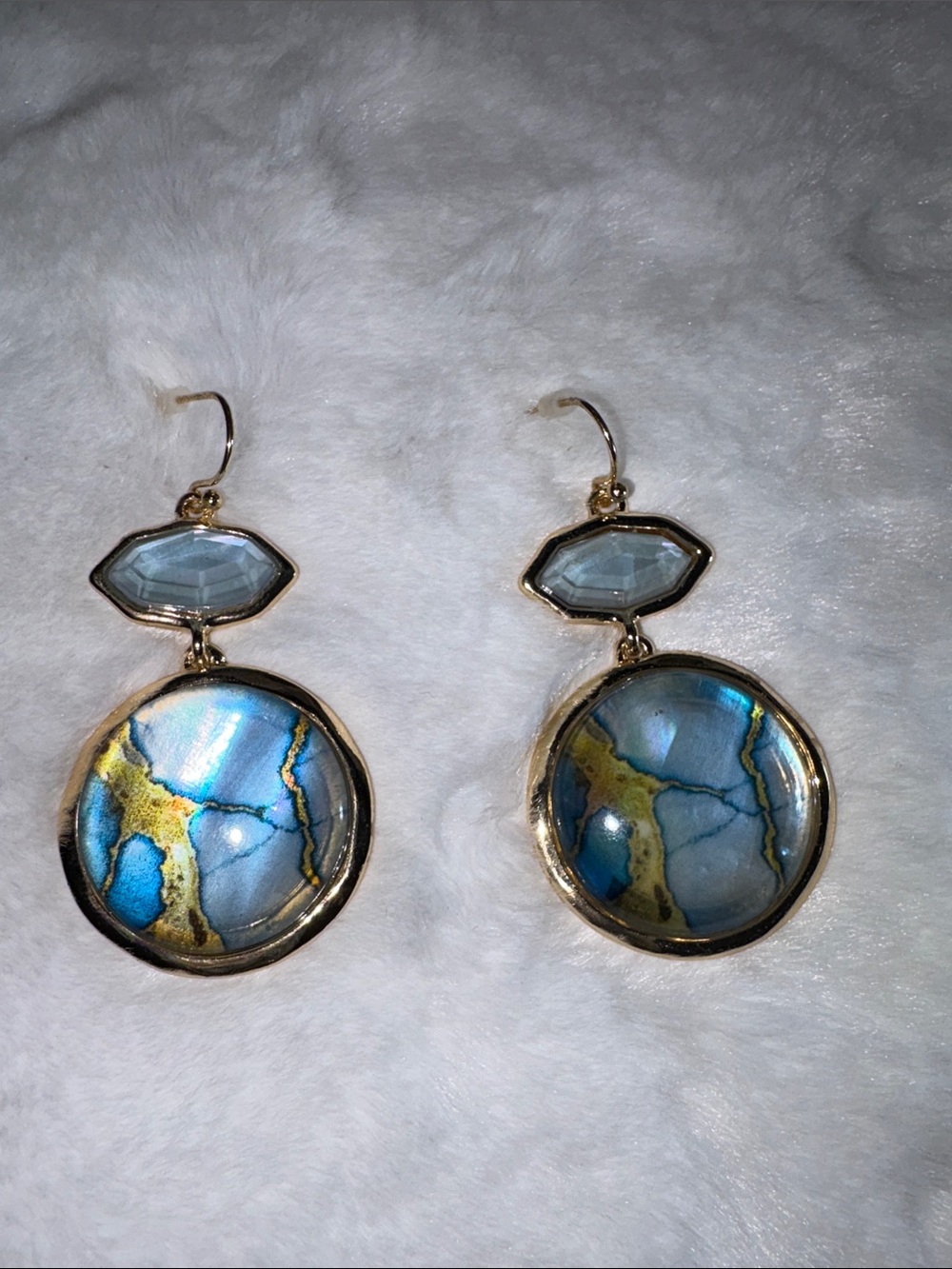 Gold-Tone Blue Mother of Pearl nickel free.